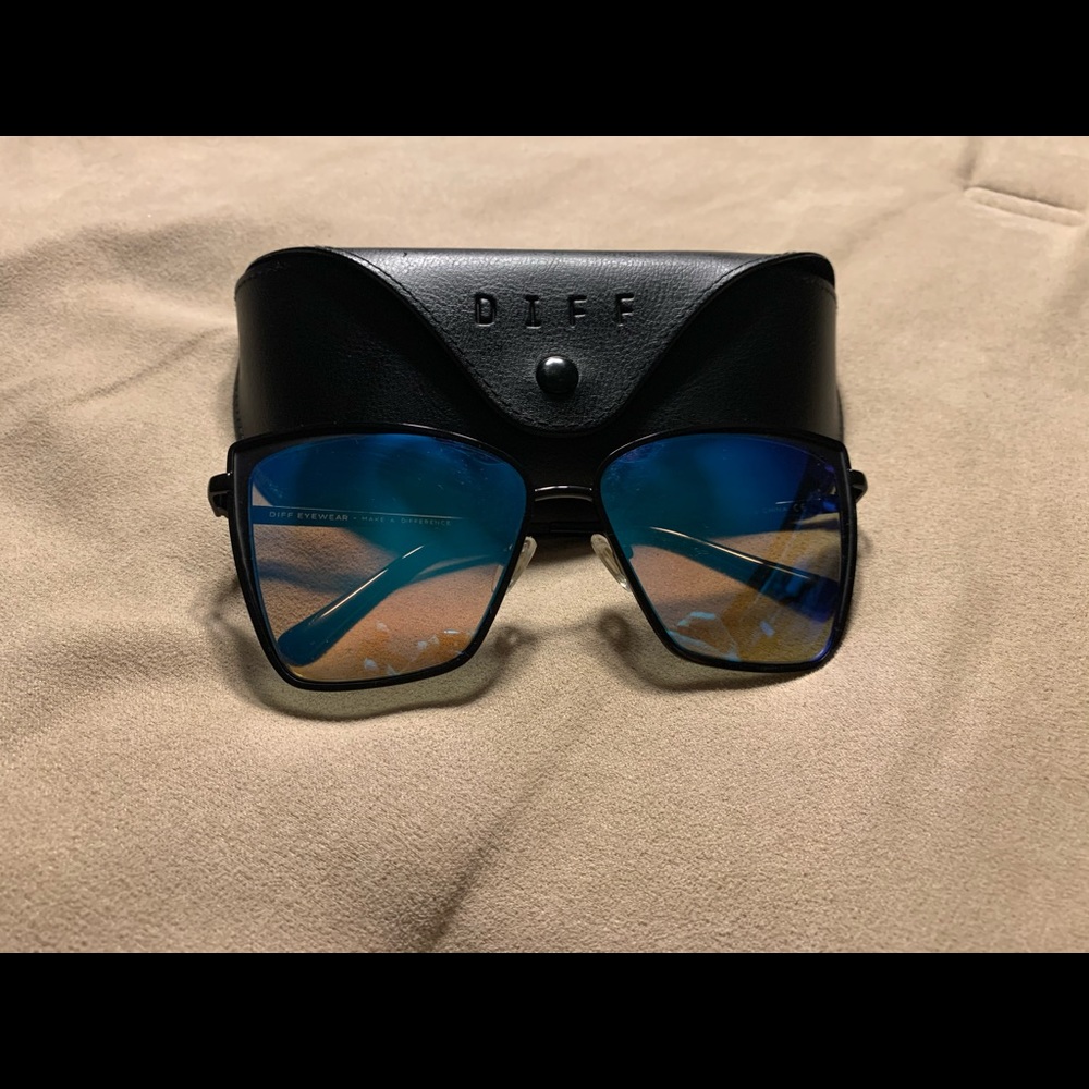 COPY - Diff sunglasses